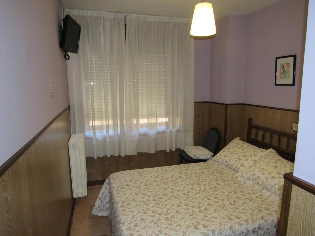 Hostal Restaurante El Abuelo Trobajo Del Camino 외부 사진