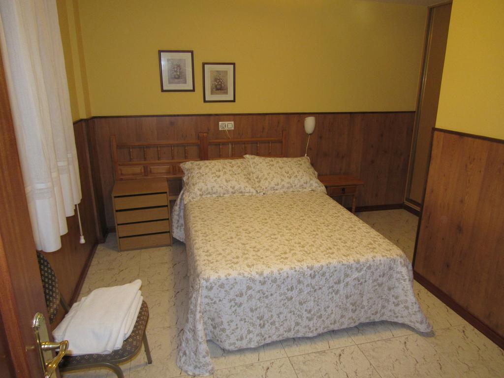 Hostal Restaurante El Abuelo Trobajo Del Camino 외부 사진