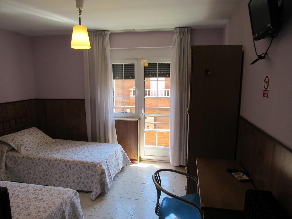 Hostal Restaurante El Abuelo Trobajo Del Camino 외부 사진